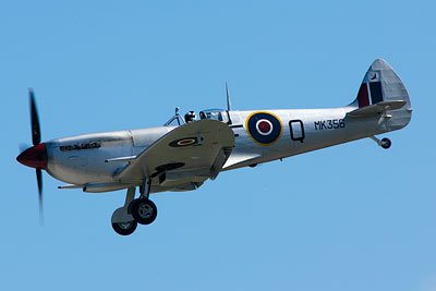 Spitfire landing